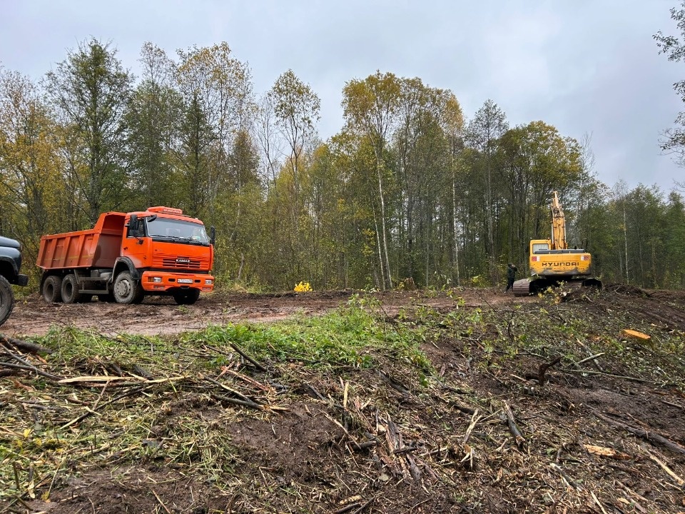 Участок дороги к заповедному Полистовью ремонтируют в Бежаницком районе Участок дороги к заповедному Полистовью ремонтируют в Бежаницком районе