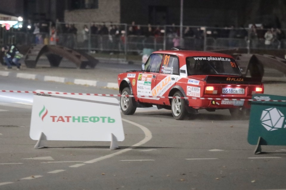 Рёв моторов