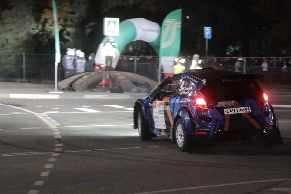 Рёв моторов