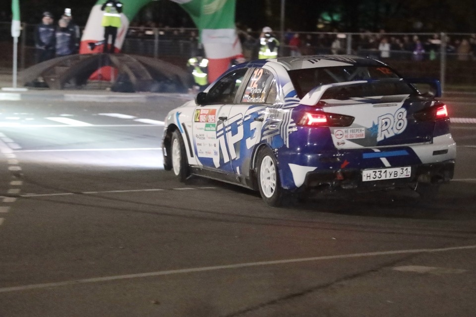 Рёв моторов