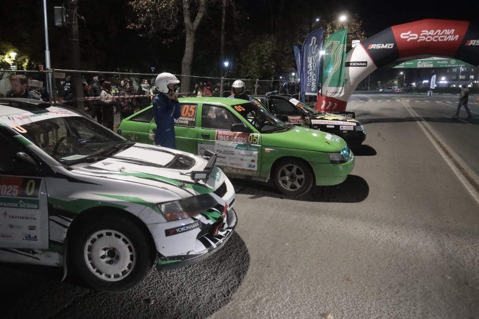 Рёв моторов