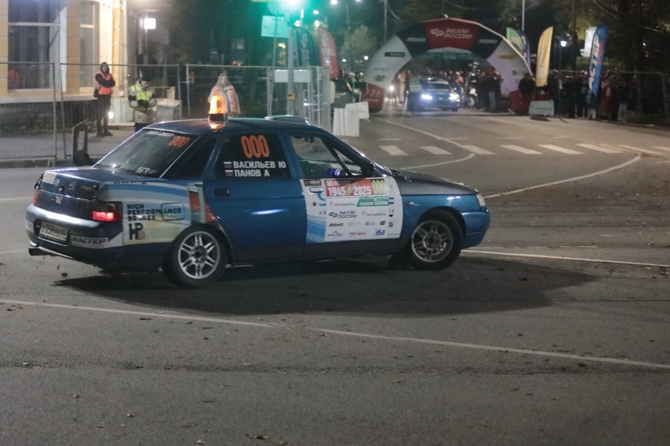 Рёв моторов