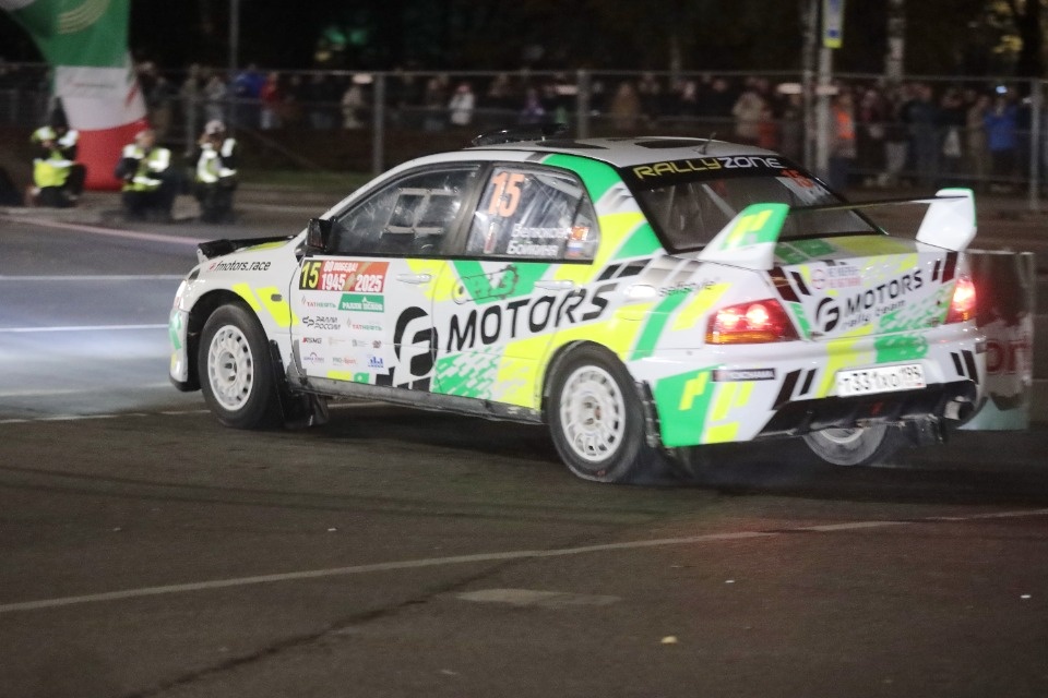 Рёв моторов