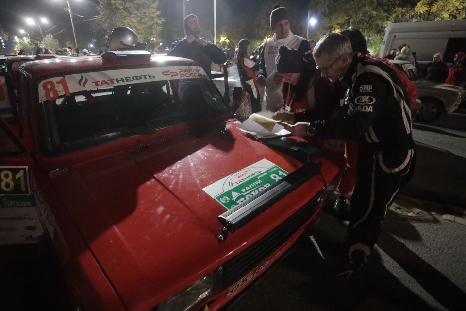 Рёв моторов