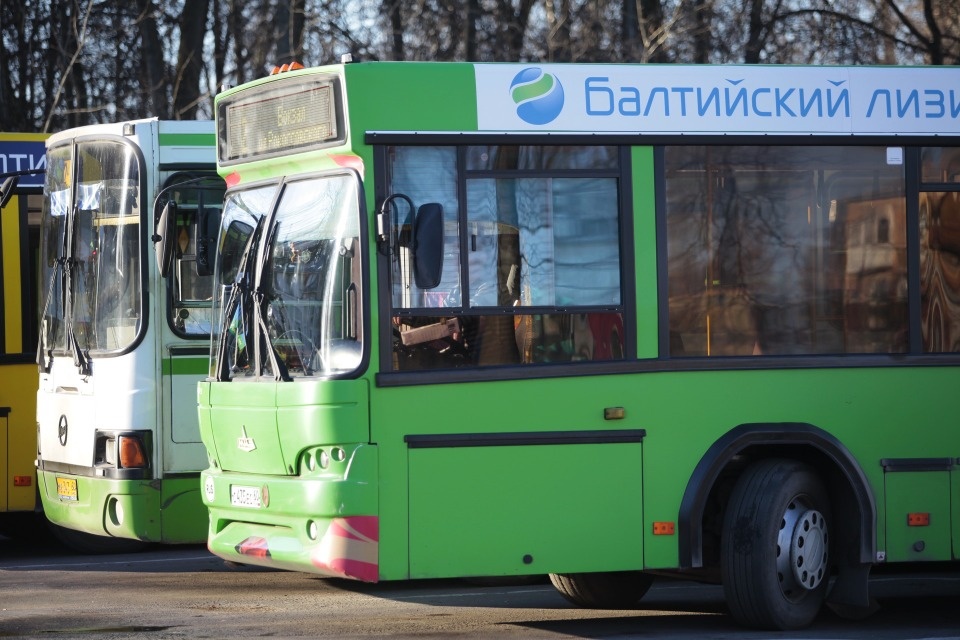 Новые низкопольные автобусы приобретут для Острова 