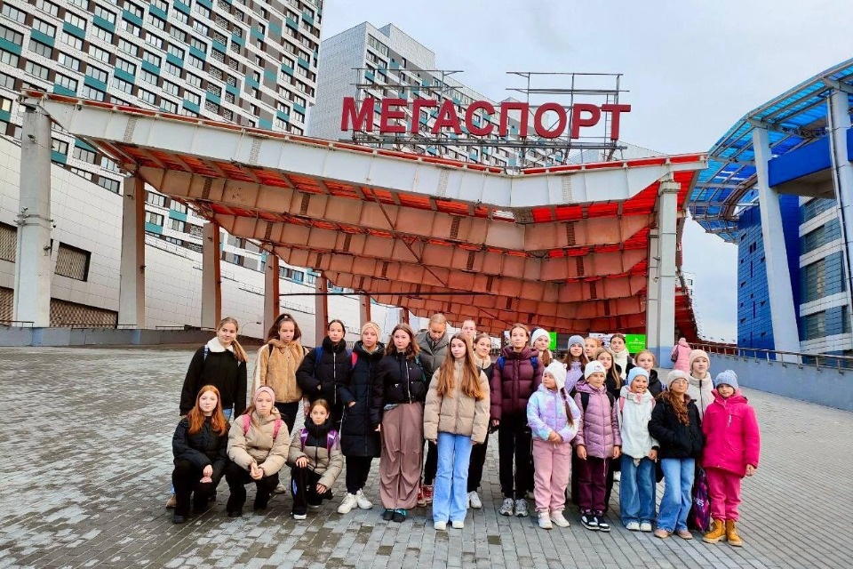 26 юных спортсменов из Псковской области посетили шоу Алексея Немова «Легенды спорта» в Москве