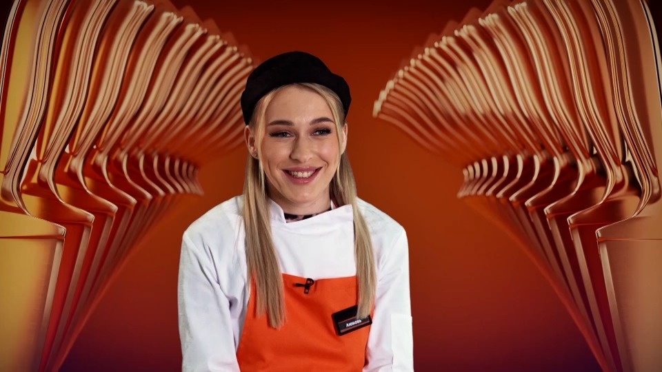 Фотограф из Пскова стала участницей кулинарного шоу «Полная посадка» с Константином Ивлевым