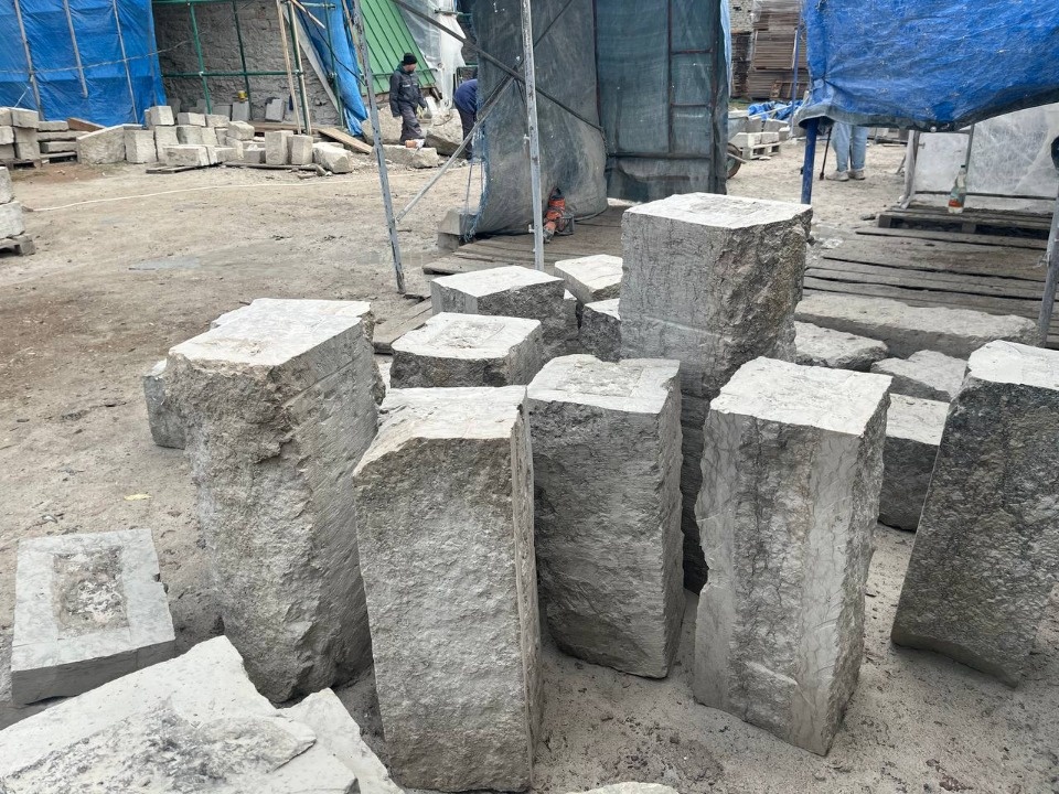 Вычинку фасадов Троицкого собора в Пскове завершат к лету 2026 года