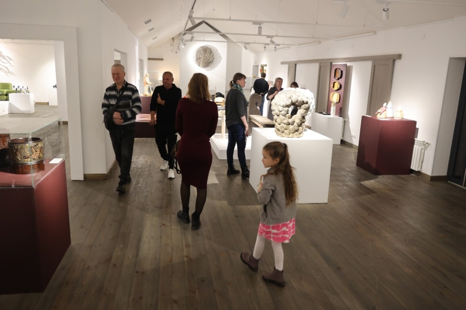 «Тени» Изборска