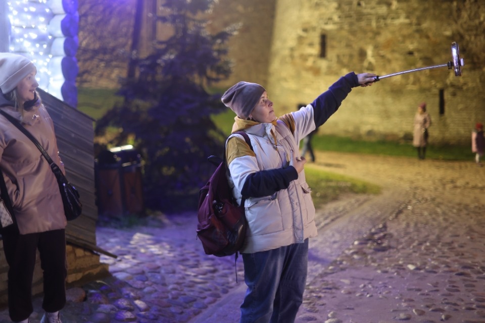 «Тени» Изборска