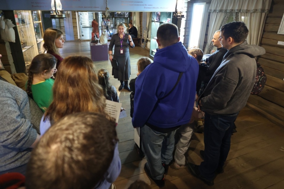 «Тени» Изборска