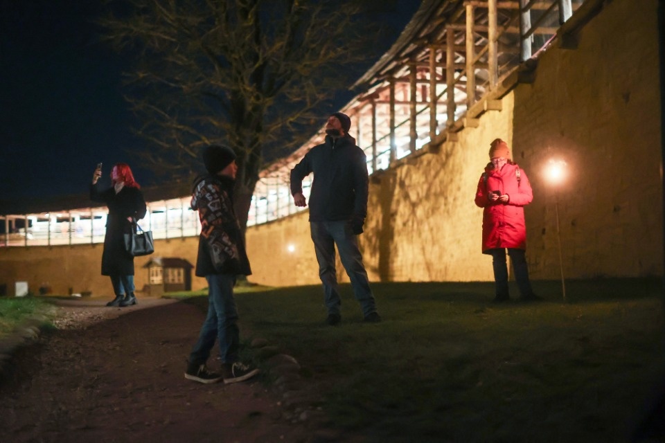 «Тени» Изборска