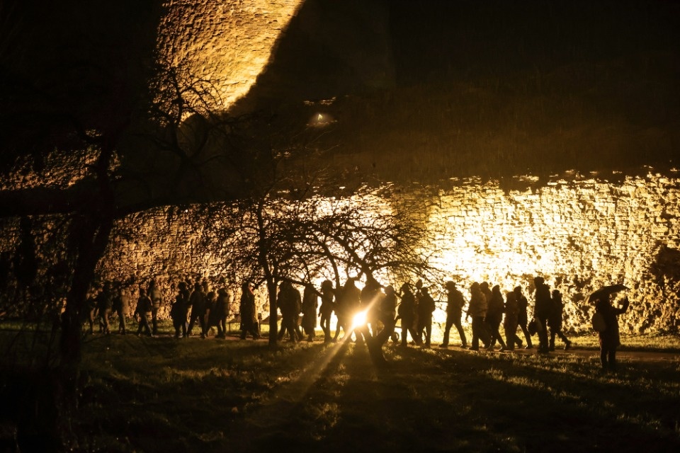 «Тени» Изборска