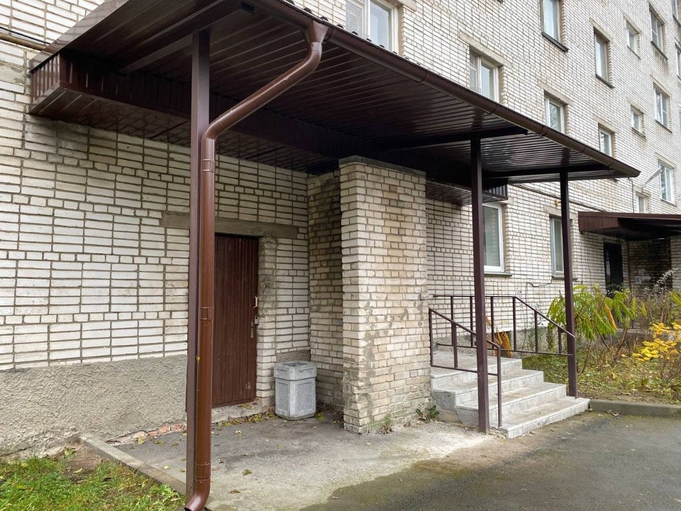 Дом и двор на Октябрьском проспекте в Пскове преобразились благодаря ТОС