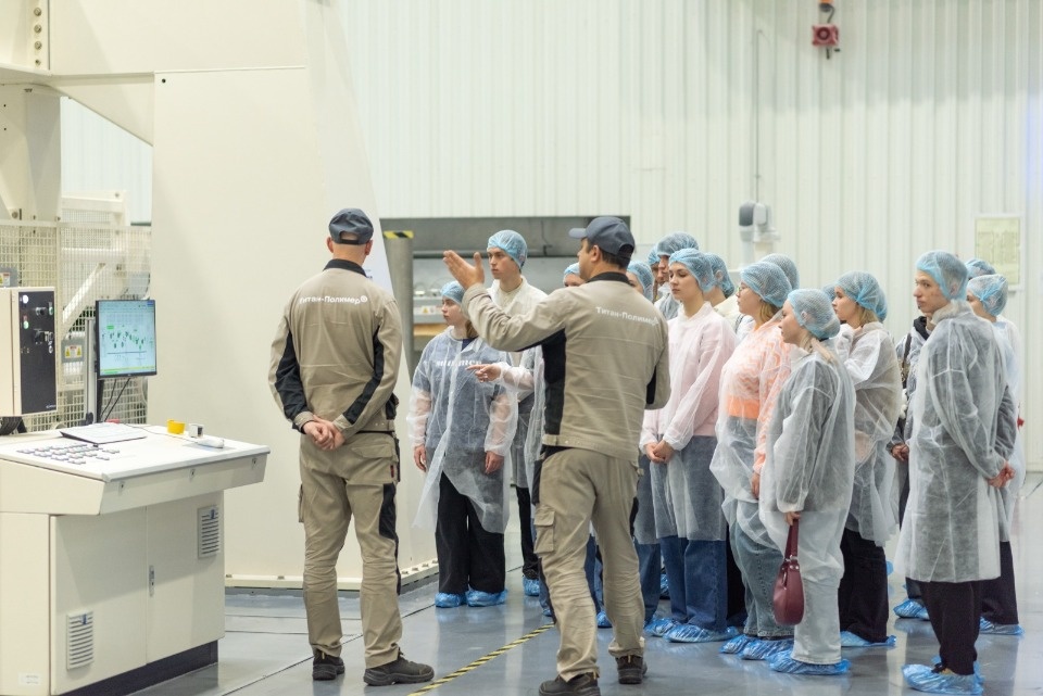 Научно-популярный лекторий «Технологическая перспектива» завершился производственной экскурсией на завод «Титан-Полимер» 