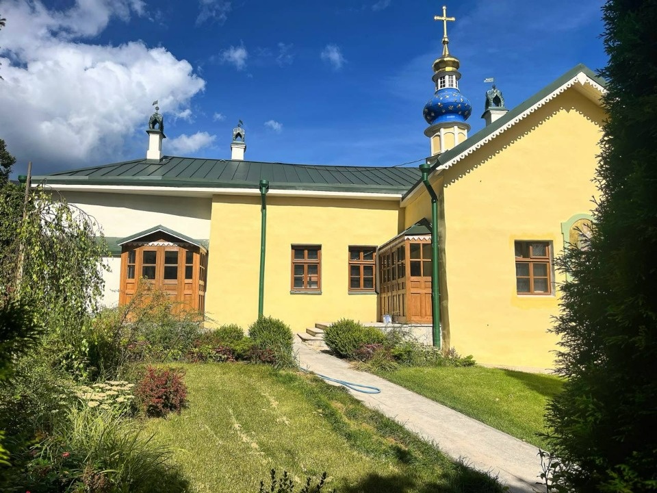 Реставрацию Лазаревской церкви в Псково-Печерском монастыре планируют завершить в этом году