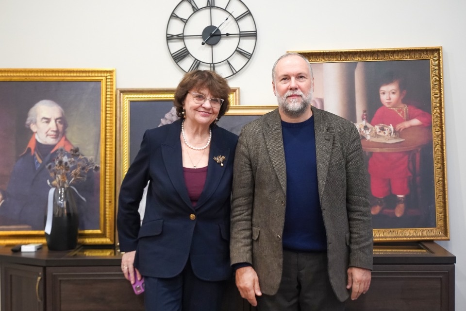 Специалисты московского реставрационного центра изучают церковь Успения Богородицы в Мелетово