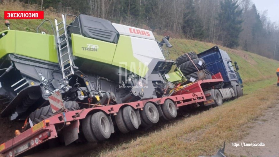 Грузовик съехал в Пустошкинском районе Грузовик съехал в Пустошкинском районе