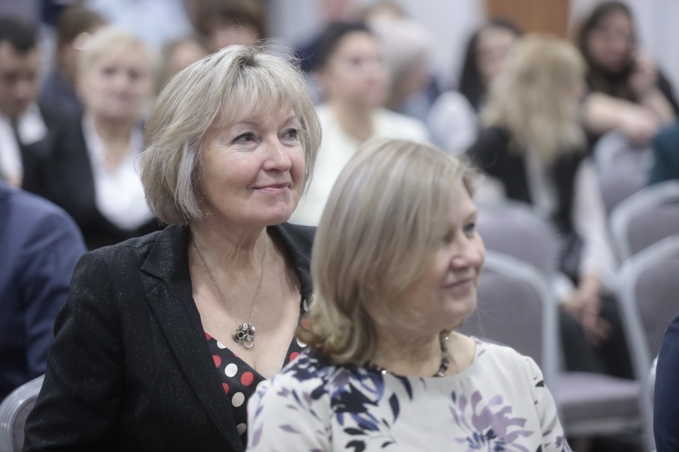 Теснее ряды!