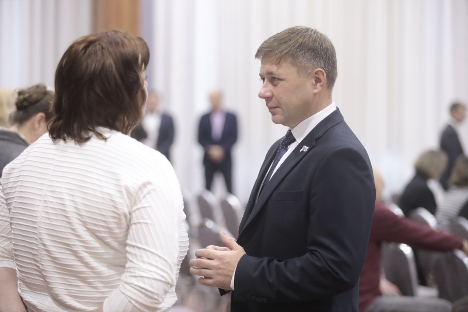 Теснее ряды!