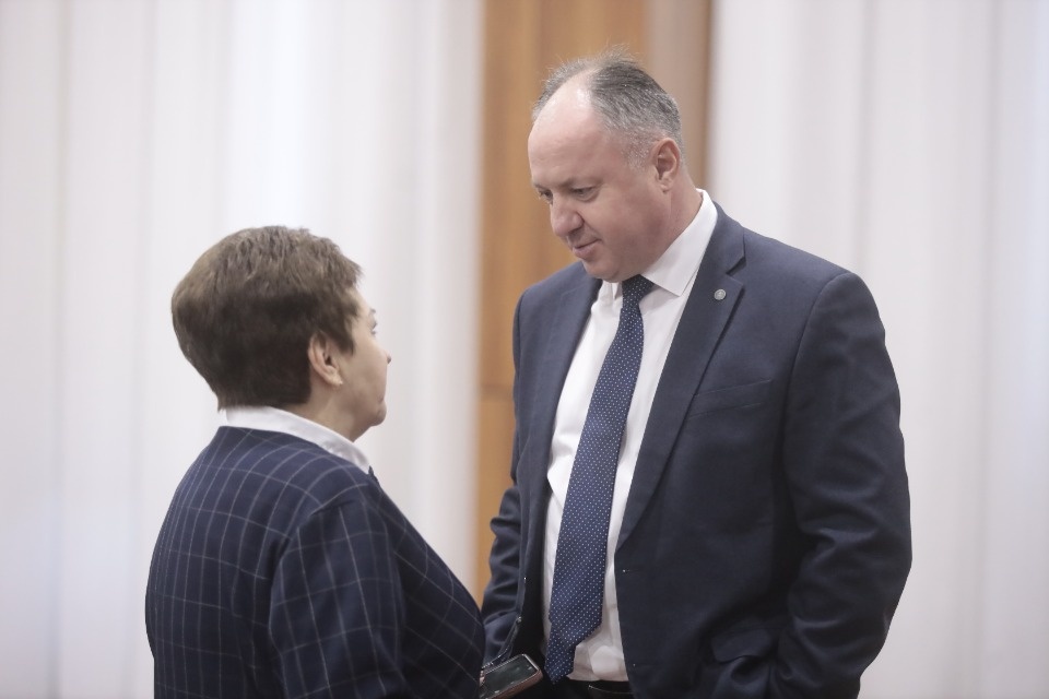 Теснее ряды!