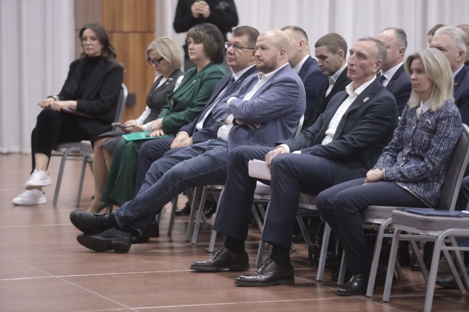 Теснее ряды!