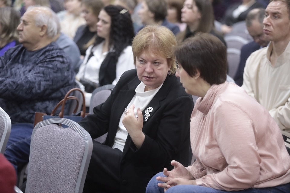 Теснее ряды!