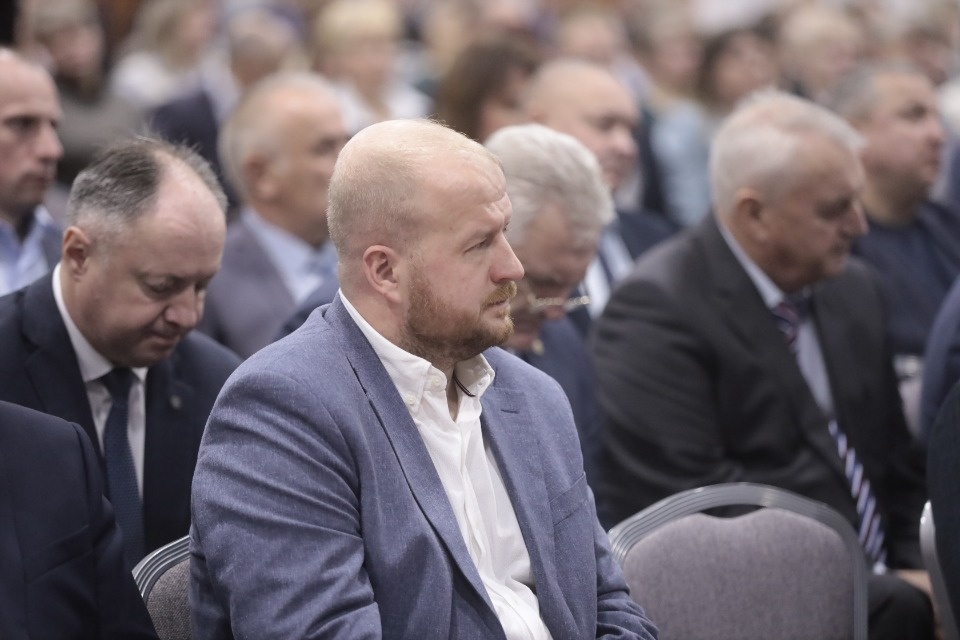 Теснее ряды!