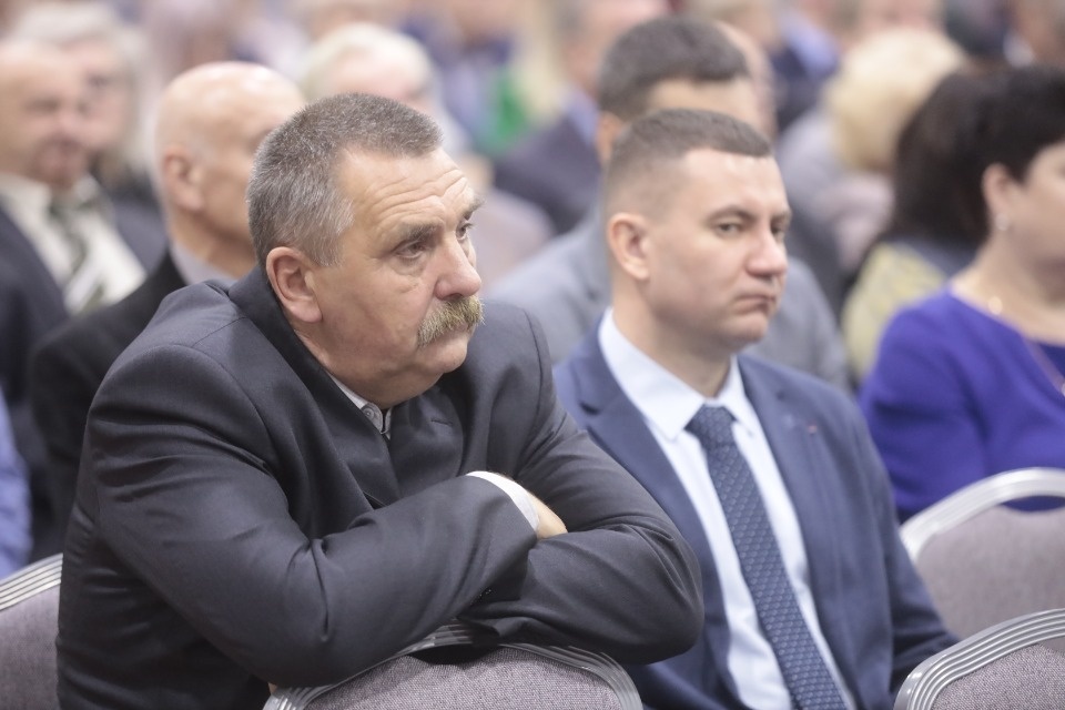 Теснее ряды!