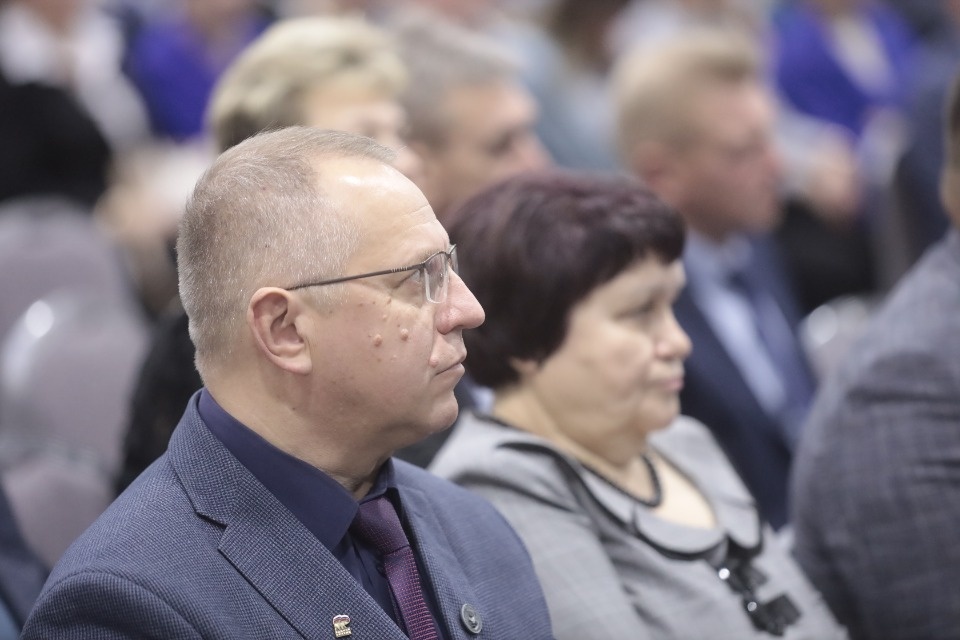 Теснее ряды!