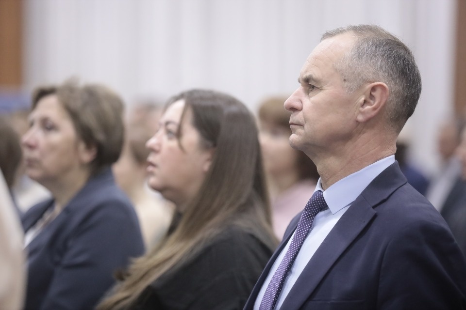 Теснее ряды!