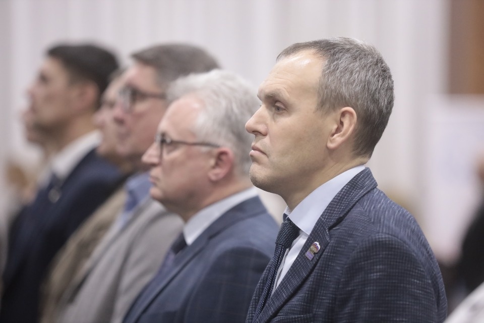 Теснее ряды!