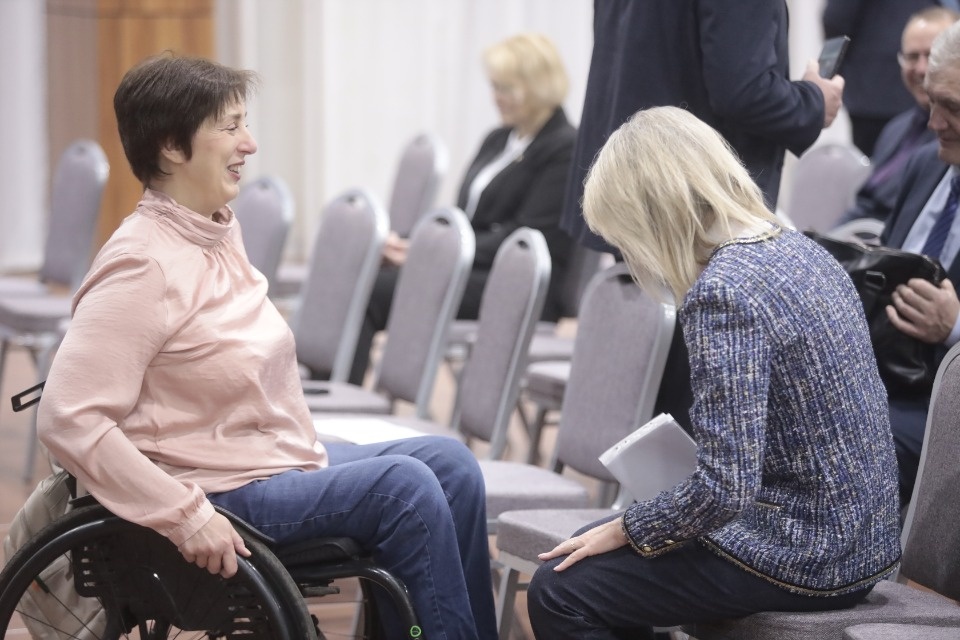 Теснее ряды!