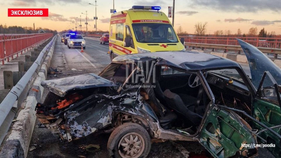 Пассажир погиб в результате ДТП произошло в Пскове 