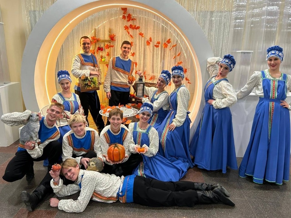 Хореографические коллективы Пскова успешно выступили на межрегиональном фестивале Хореографические коллективы Пскова успешно выступили на межрегиональном фестивале