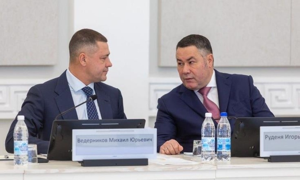 Игорь Руденя и Михаил Ведерников посетили псковские предприятия