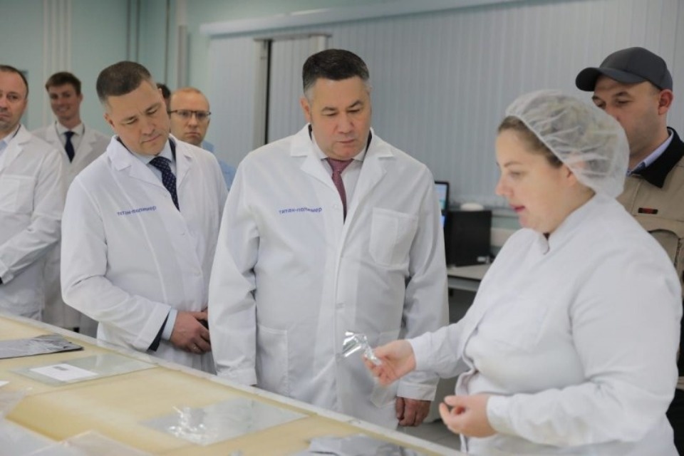 Игорь Руденя и Михаил Ведерников посетили псковские предприятия