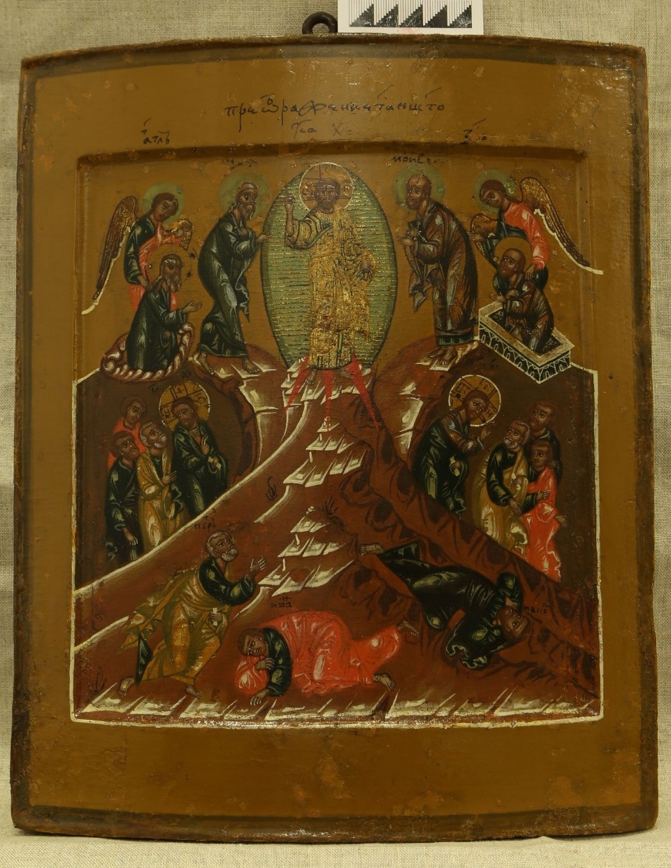 Псковский реставратор спасла икону XIX века «Преображение» 