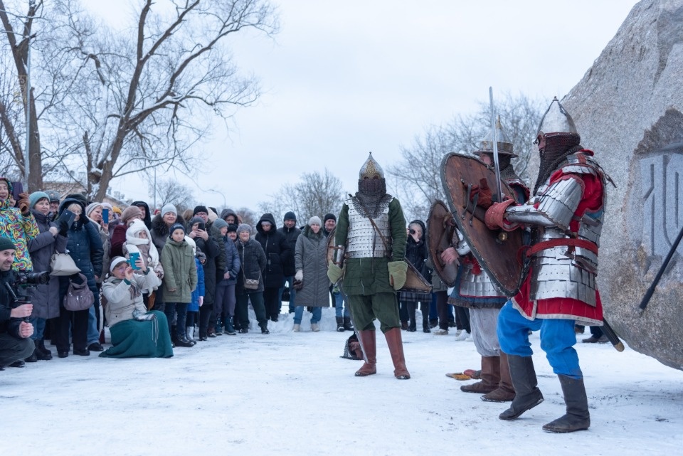 Князь, очень приятно, князь  