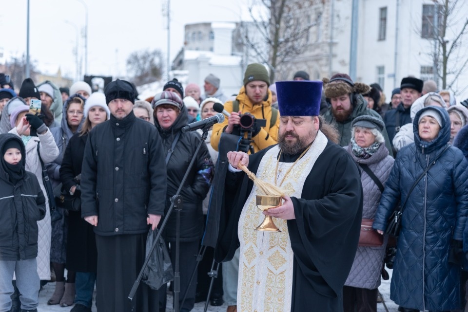 Князь, очень приятно, князь  