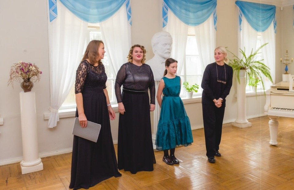 В Псковской области реализовали просветительный проект «Филармонические концерты на родине М. П. Мусоргского»