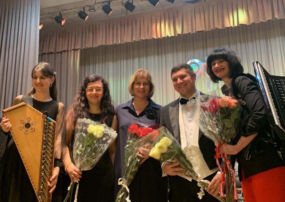 В Псковской области реализовали просветительный проект «Филармонические концерты на родине М. П. Мусоргского»