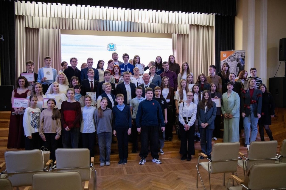 В Пскове наградили победителей премии «Я – волонтёр» 