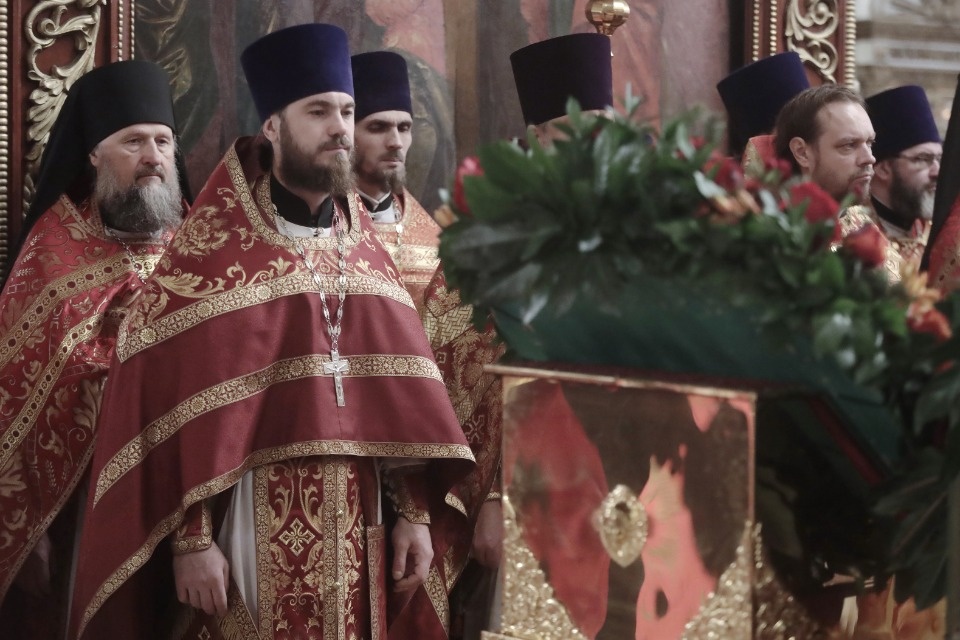 Мощи великомученика Георгия Победоносца встретили в Пскове 