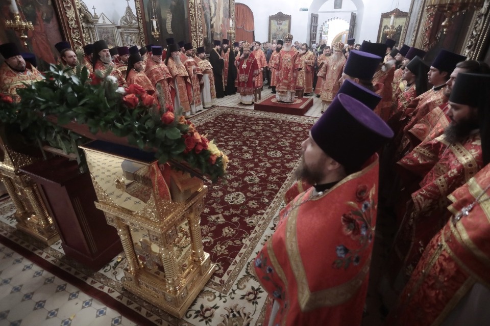 Мощи великомученика Георгия Победоносца встретили в Пскове 