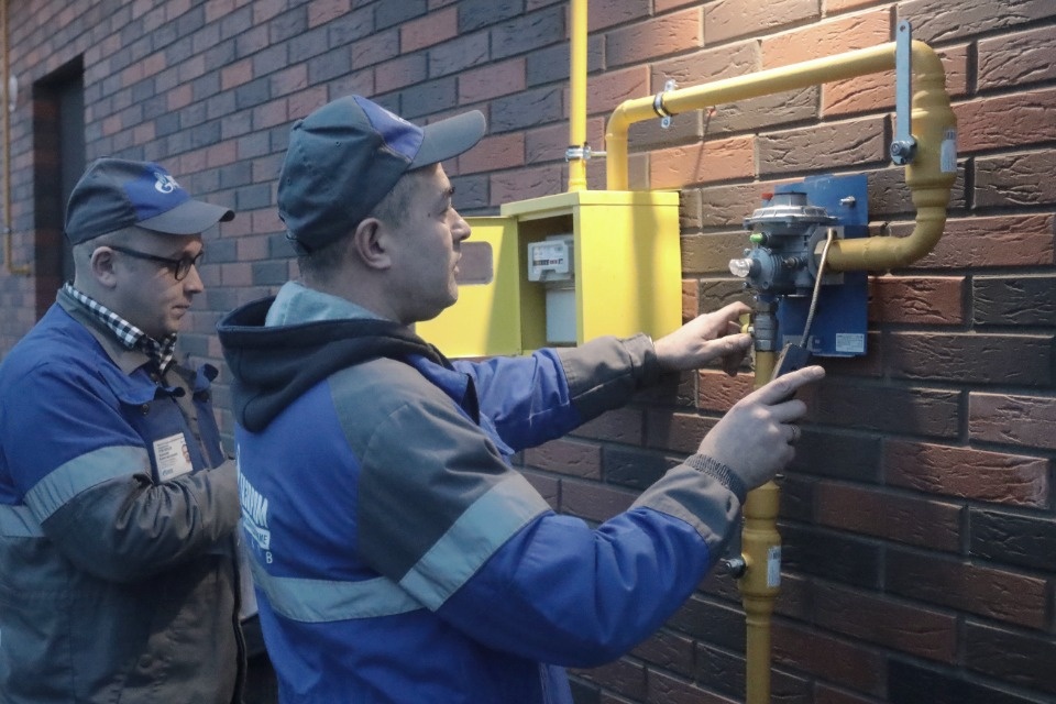 Газ пришел в дом героя СВО из Туркменистана в Псковском районе 