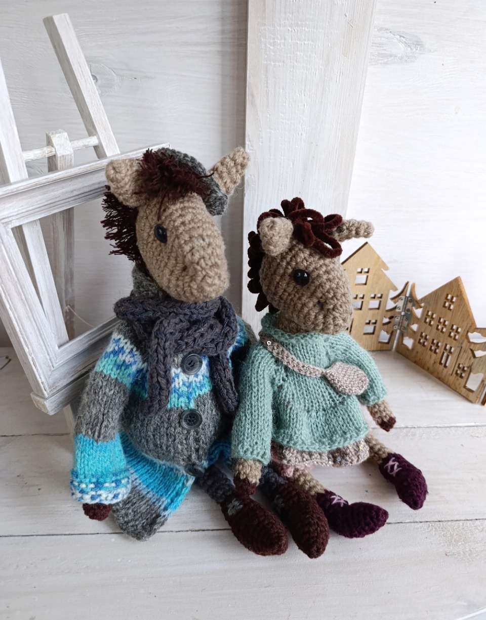 Конь в пальто