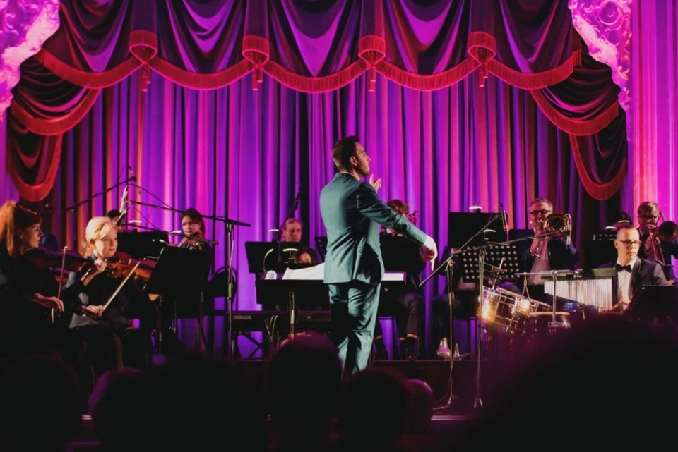 Новогодняя афиша