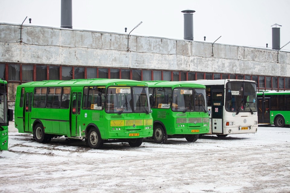 Стало известно расписание автобусов в Пскове и районе в новогодние праздники
