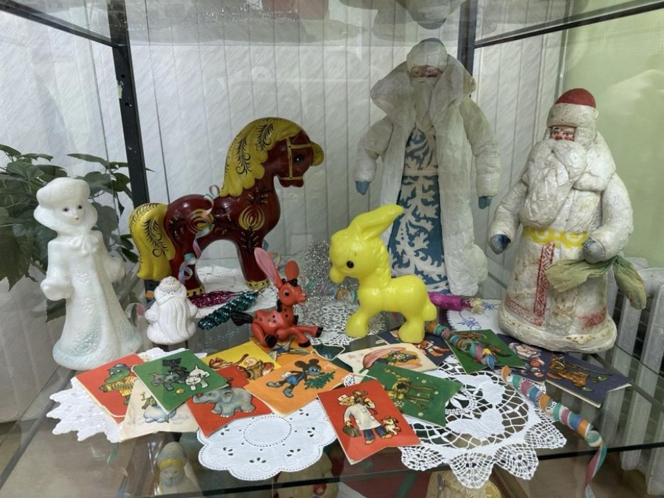 Выставка антикварных новогодних игрушек открылась в Пскове